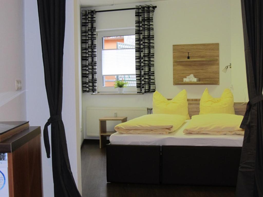 Zum Treppche Hotel Garni Gladenbach Værelse billede