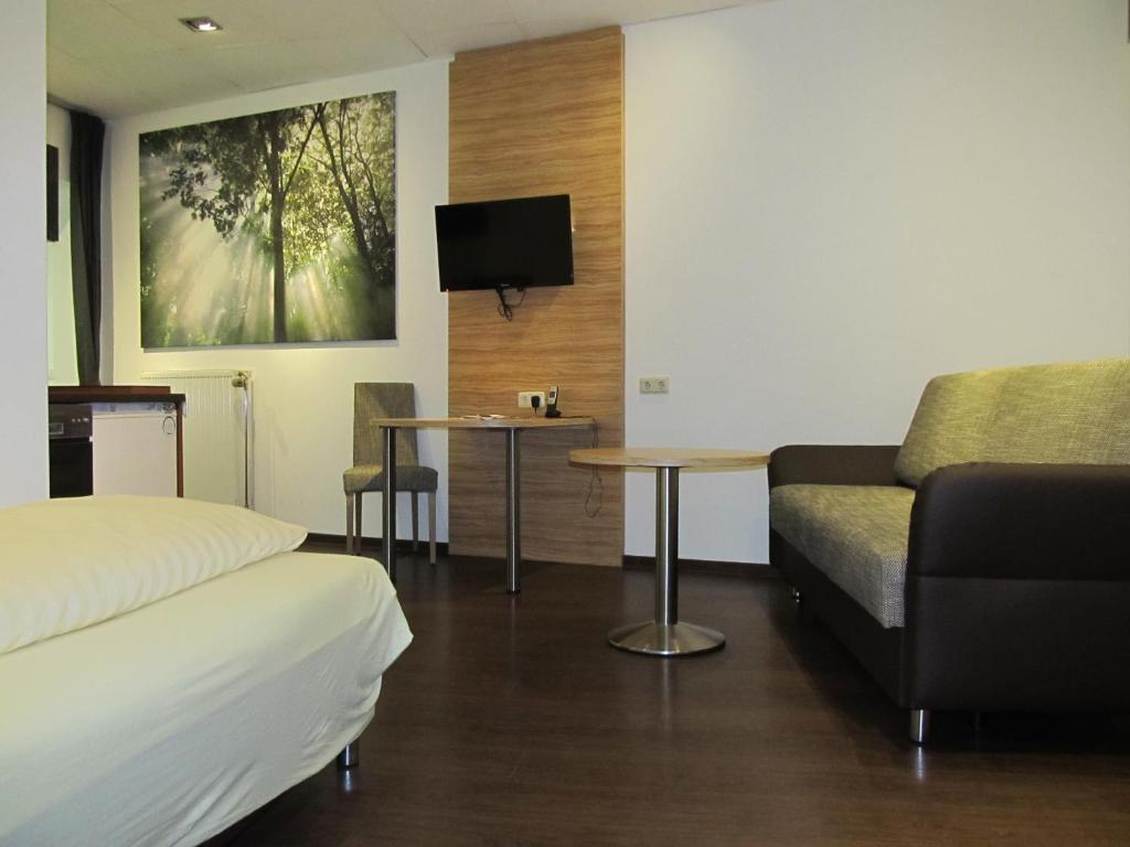 Zum Treppche Hotel Garni Gladenbach Værelse billede